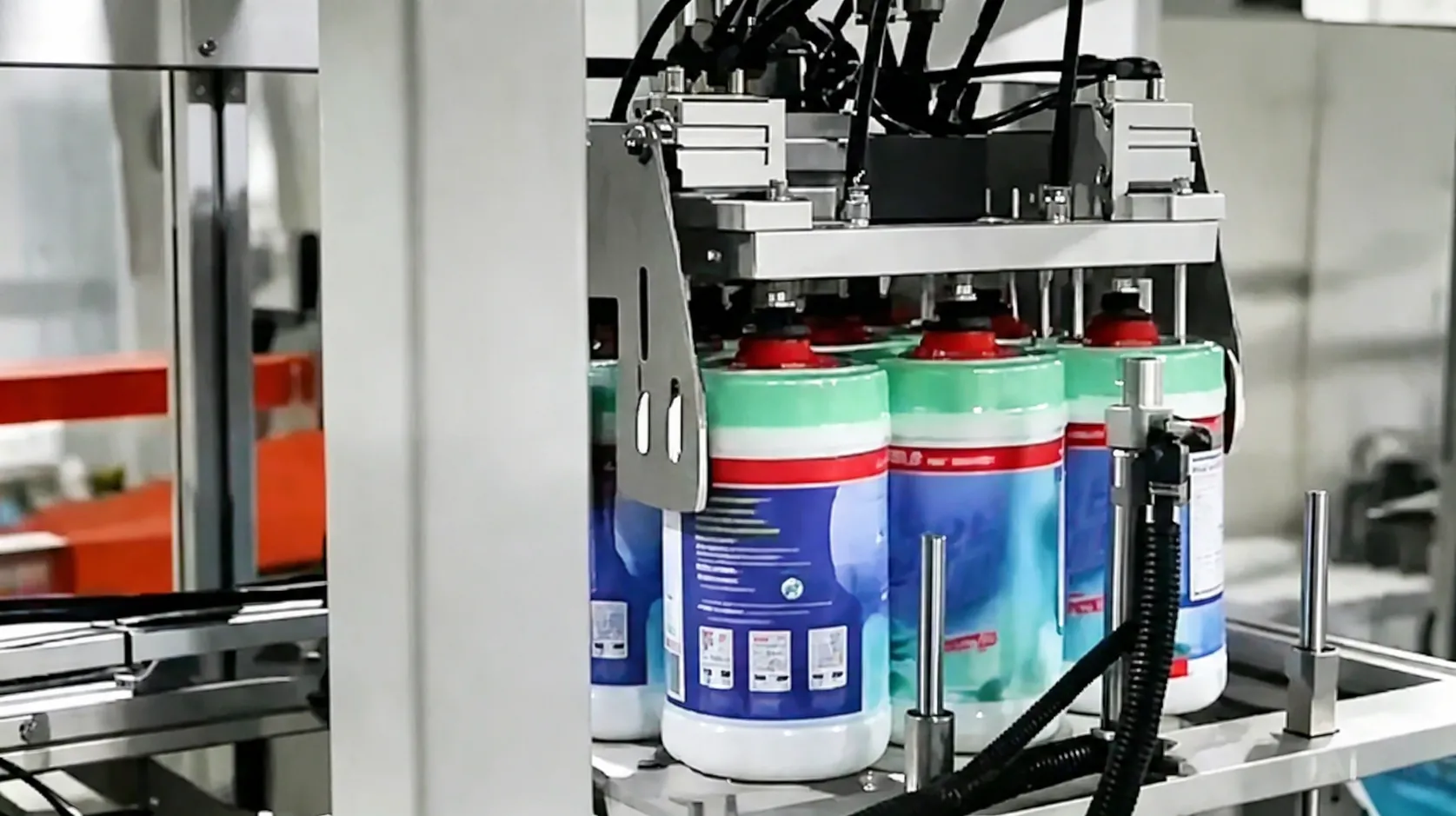 Industrial automatic bottle case packing machine for beverage production line